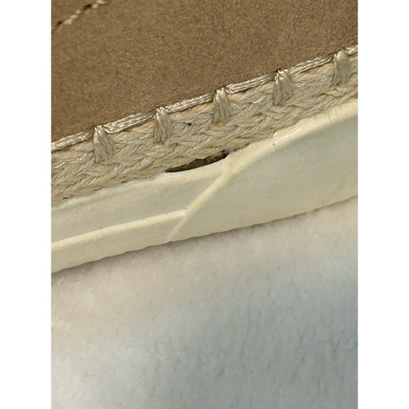 Dolce Vita Size 8 Slip On Leather Flats Neutral - Picture 5 of 10